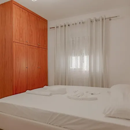 Ajla * Sarandë