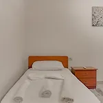 Ajla *