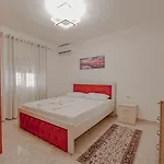 Ajla شقة