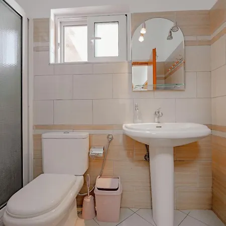 Apartament Ajla Saranda